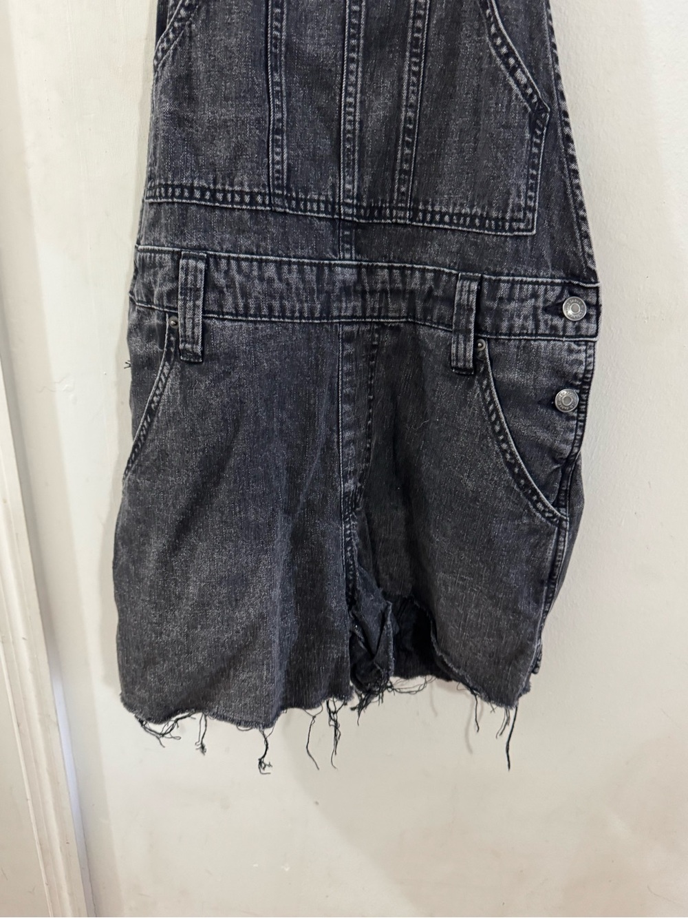 Wild Fable Washed Black Denim Overall Dress with Frayed Hem, size XS - Picture 3 of 8